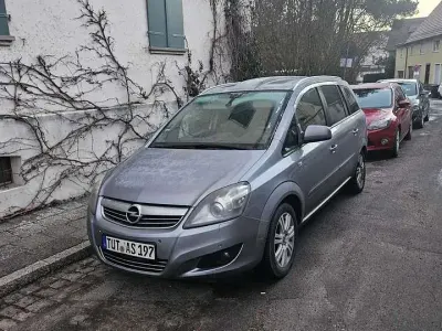 Gebraucht Opel Zafira 150 PS (110 kW) 2010 Van / Kleinbus