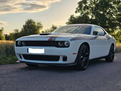 Gebraucht Dodge Challenger 377 PS (277 kW) 2017 Weiß Coupé
