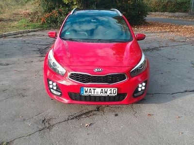 Rot Gebraucht 2015 Kia Ceed Sportswagon GT-Line Kombi | 11.200 € (Fairer Preis)