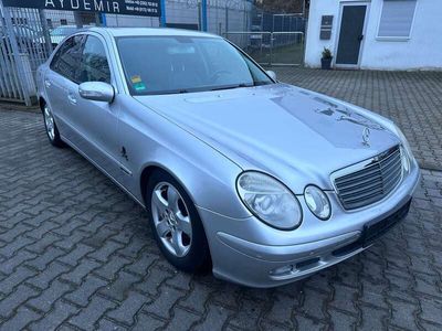 Mercedes E200