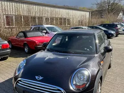 Gebraucht Mini Cooper 136 PS (100 kW) 2015 Braun Kleinwagen