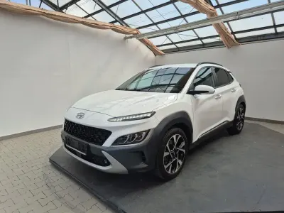 Gebraucht Hyundai Kona Prime 199 PS (146 kW) 2021 Atlas white SUV