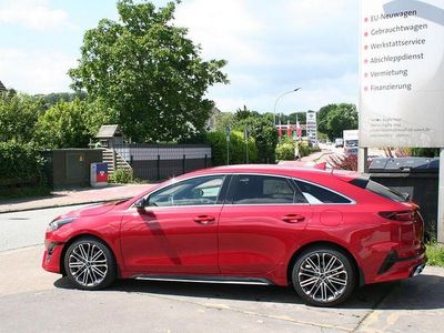 Second-hand Kia ProCeed GT-Line 140 CP (102 kW) 2024 Roșu Break