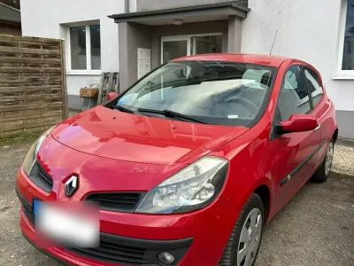 Brugt Renault Clio II 75 HK (55 kW) 2007 Rød Hatchback