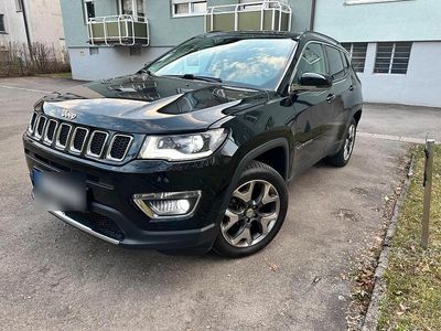 Gebraucht Jeep Compass Limited 140 PS (102 kW) 2019 Schwarz SUV