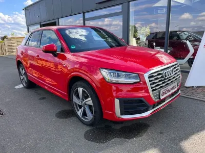 Używany Audi Q2 Sport 116 KM (85 kW) 2017 Czerwony SUV