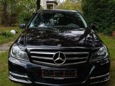 Gebraucht Mercedes C200 184 PS (135 kW) 2012 Schwarz Kombi