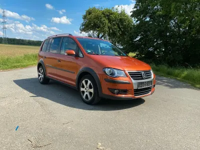 Gebraucht VW Touran Cross 140 PS (102 kW) 2007 Orange Van / Kleinbus