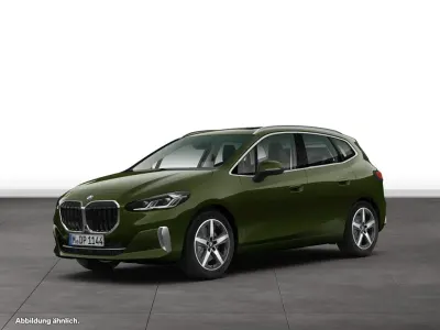 Gebraucht BMW 223 Active Tourer 204 PS (150 kW) 2026 Grün Van / Kleinbus