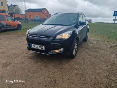 Gebraucht Ford Kuga Titanium 150 PS (110 kW) 2016 Schwarz SUV