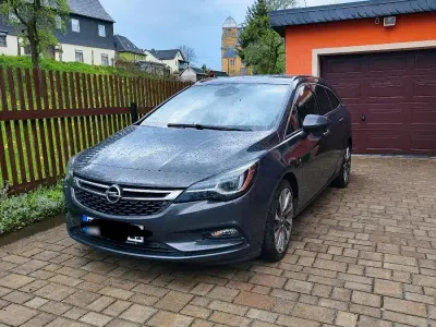 Gebraucht Opel Astra 160 PS (117 kW) 2016 Grau Kombi