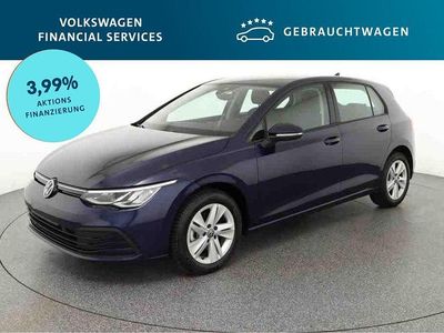 Gebraucht VW Golf VIII Life 131 PS (96 kW) 2023 Blau Limousine