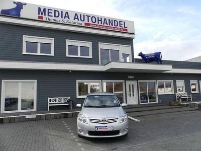 Gebraucht Toyota Auris Edition 132 PS (97 kW) 2011 Silber Kleinwagen