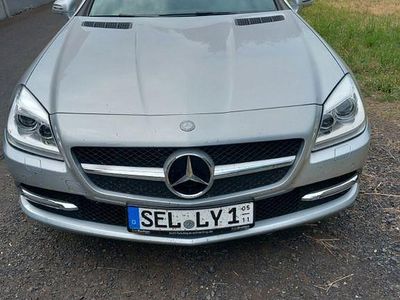 Silber Gebraucht 2011 Mercedes SLK200 Cabrio | 21.700 € (Etwas zu teuer)