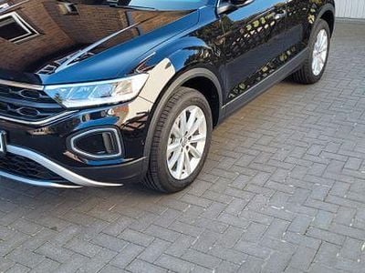 Gebraucht VW T-Roc Move 150 PS (110 kW) 2024 Schwarz SUV