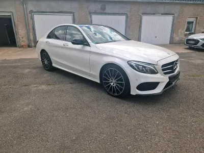 Gebraucht Mercedes C250 AMG line 204 PS (150 kW) 2016 Weiß Limousine