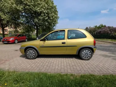 Usata Opel Corsa 60 CV (44 kW) 1997 Utilitaria
