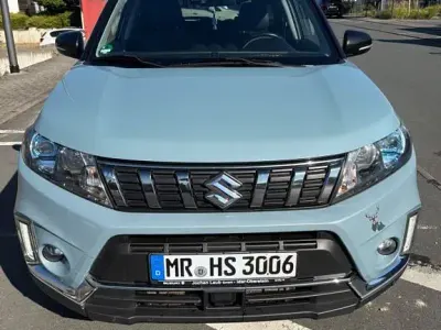 Gebraucht Suzuki Vitara Comfort+ 140 PS (102 kW) 2019 Blau SUV