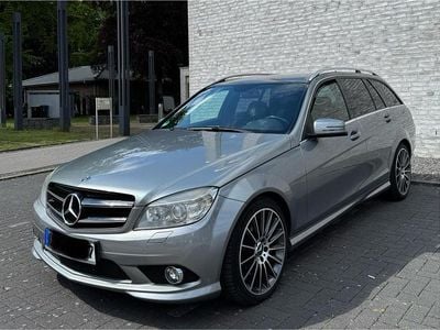 Mercedes C320