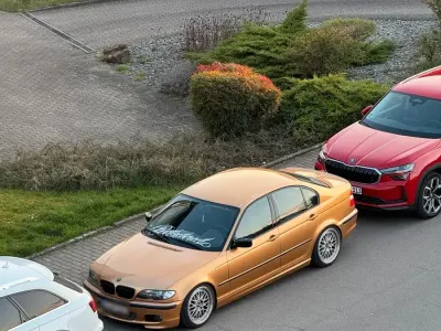 Gebraucht BMW 320 Shadowline 170 PS (125 kW) 2002 Gold Limousine