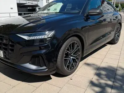 Gebraucht Audi SQ8 Sport 435 PS (319 kW) 2021 Schwarz SUV