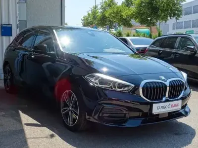 Gebraucht BMW 118 Sport Line 136 PS (100 kW) 2023 Schwarz Limousine