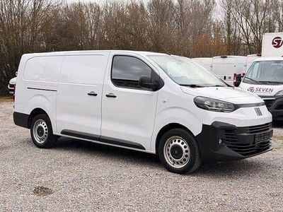 Second-hand Fiat Scudo 144 CP (105 kW) 2024 Alb Van