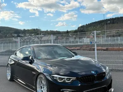 Gebraucht BMW M4 431 PS (317 kW) 2018 Schwarz Coupé
