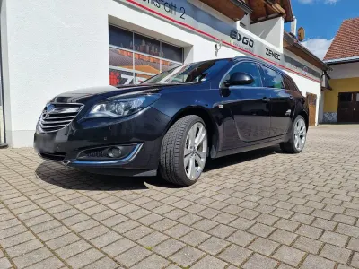 Gebraucht Opel Insignia 170 PS (125 kW) 2015 Schwarz Kombi