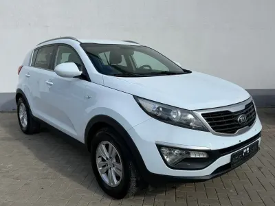 Gebraucht Kia Sportage DREAM-TEAM Edition 116 PS (85 kW) 2013 Weiß SUV