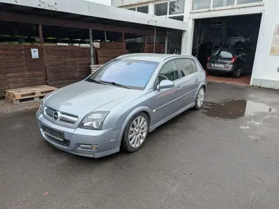 Gebraucht Opel Signum 211 PS (155 kW) 2005 Silber Kleinwagen