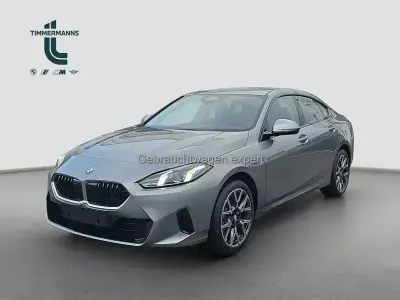 Neu BMW 218 Shadowline 150 PS (110 kW) 2026 Grau Coupé