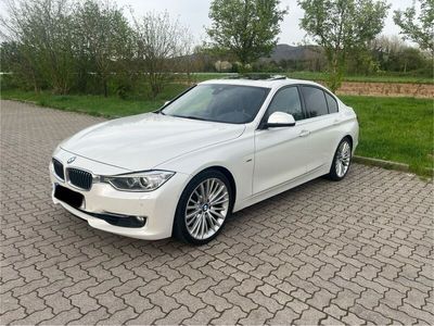 gebraucht BMW 330 F30 d Luxury Line