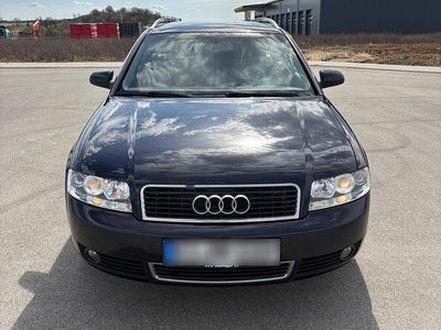 Gebraucht Audi A4 163 PS (119 kW) 2004 Blau Kombi