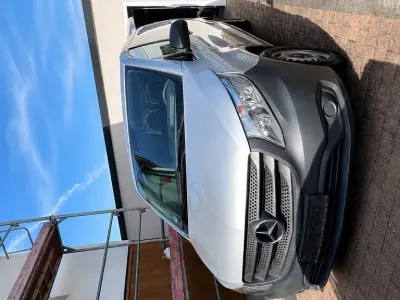 Używany Mercedes Vito 114 KM (83 kW) 2015 Srebrny Van