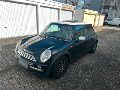 Käytetty Mini Cooper 2004 Musta Viistoperä
