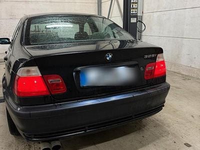 BMW 325