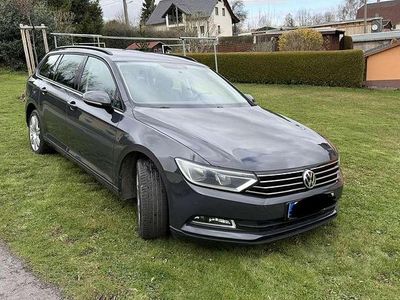 Gebraucht VW Passat Trendline 120 PS (88 kW) 2015 Grau Kombi