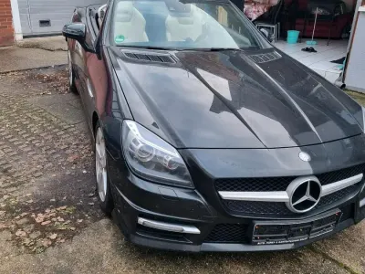 Gebraucht Mercedes SLK250 204 PS (150 kW) 2015 Schwarz Cabrio