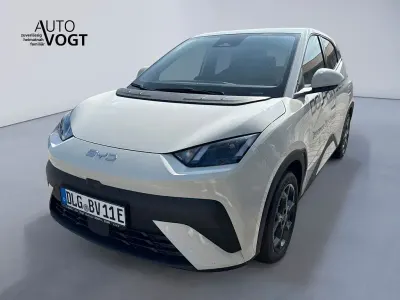 Gebraucht BYD Dolphin Surf Comfort 114 kW (156 PS) 2026 Weiß Kleinwagen