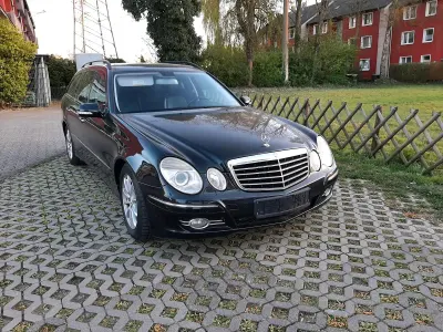 Gebraucht Mercedes E280 Avantgarde 232 PS (170 kW) 2006 Schwarz Kombi