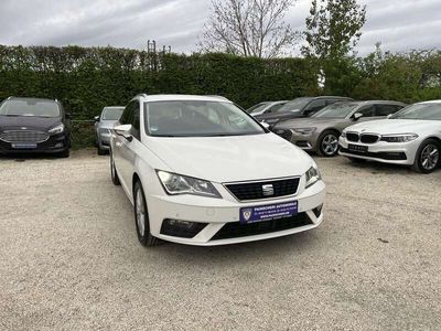 gebraucht Seat Leon ST 1.6 TDI Style NAVI+1.HAND+APPLECARPLAY+PDC