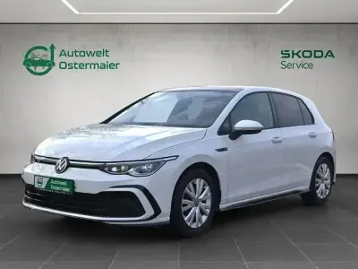 Gebraucht VW Golf VII R-line 150 PS (110 kW) 2020 Weiß Limousine
