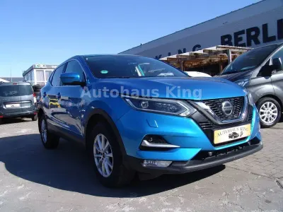 Gebraucht Nissan Qashqai N-Connecta 131 PS (96 kW) 2018 Blau (metallic) SUV