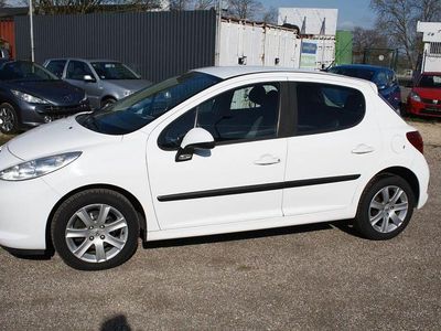 Usata Peugeot 207 Urban Move 95 CV (69 kW) 2009 Bianco Berlina