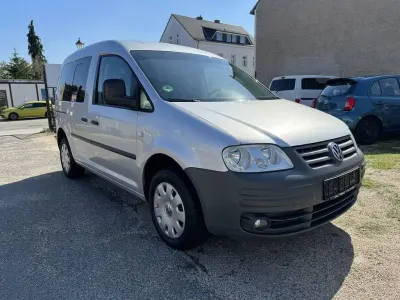 Gebraucht VW Caddy Life 75 PS (55 kW) 2005 Silber Van / Kleinbus