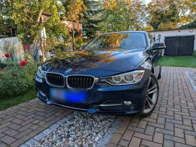 Używany BMW 320 Sport Line 185 KM (136 kW) 2014 Niebieski Sedan/Limuzyna