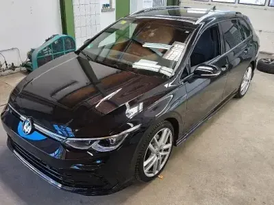 Gebraucht VW Golf VII R-line 150 PS (110 kW) 2021 Schwarz Kleinwagen