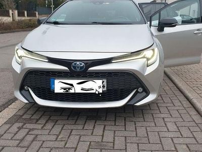 Silber Gebraucht 2019 Toyota Corolla Club Kombi | 16.100 € (Guter Preis)