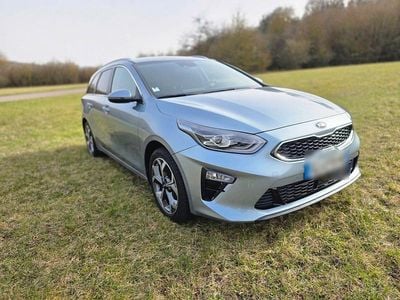 Gebraucht Kia Ceed Sportswagon Vision 136 PS (100 kW) 2021 Silber Kombi